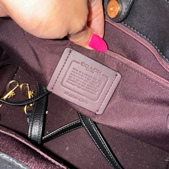 Authentic coach purse - Picture 5 of 6